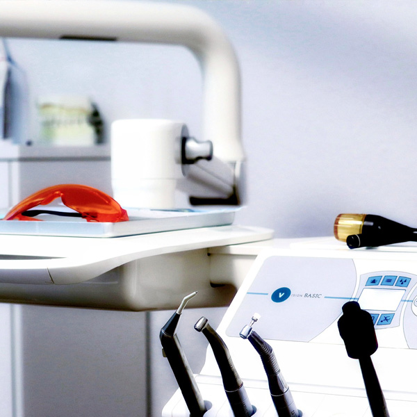 impianti aria compressa per studi dentisti e studi odontotecnici, ariacompress